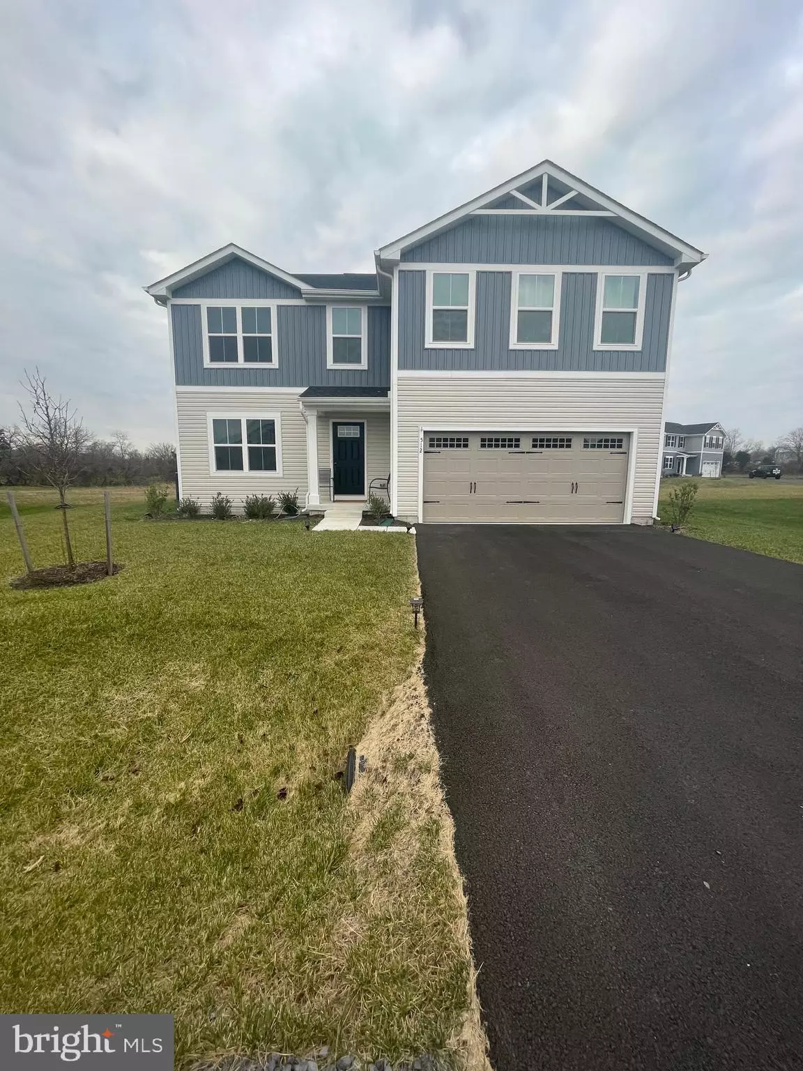 Bunker Hill, WV 25413,512 SWITCHGRASS CT