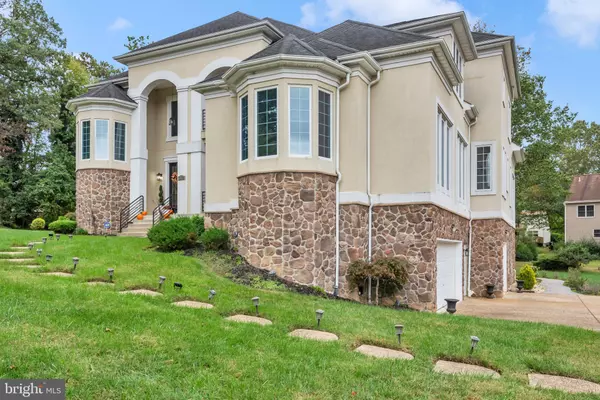 Fort Washington, MD 20744,518 W TANTALLON DR