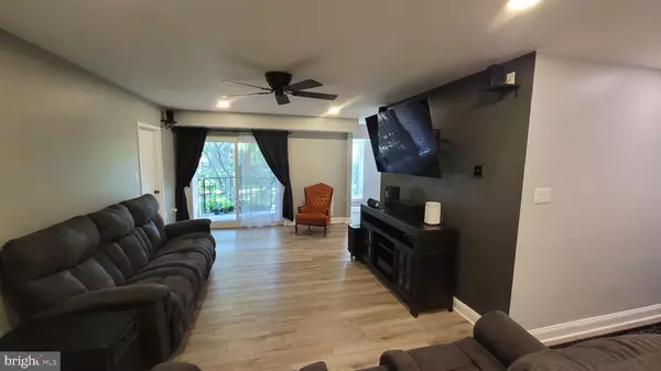 Annapolis, MD 21403,10 SILVERWOOD CIR #10