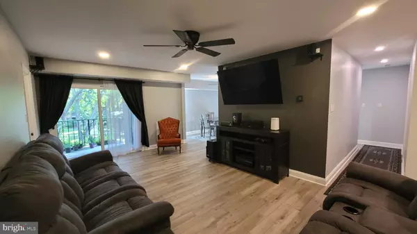 Annapolis, MD 21403,10 SILVERWOOD CIR #10