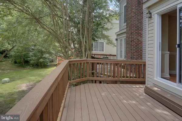 Centreville, VA 20120,5155 WOODFIELD DR