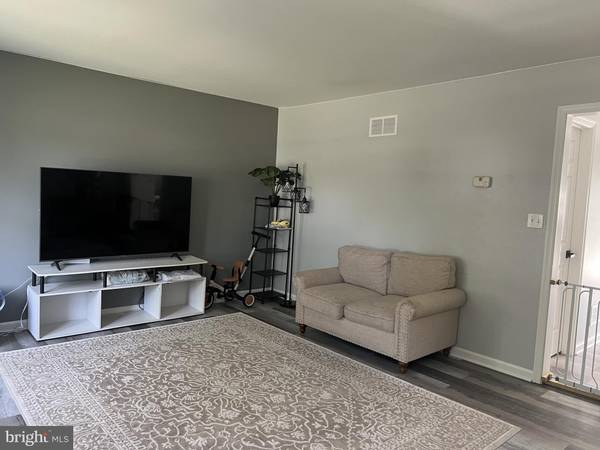 Mechanicsburg, PA 17050,6109 HAYMARKET WAY