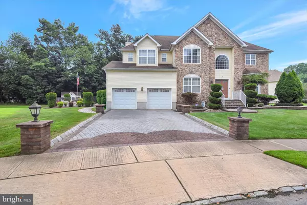 Old Bridge, NJ 08857,6 MARKHAM CIR