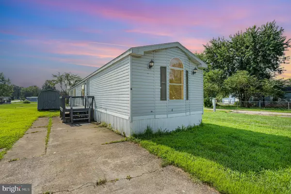 6 ROSE AVE, Middletown, PA 17057