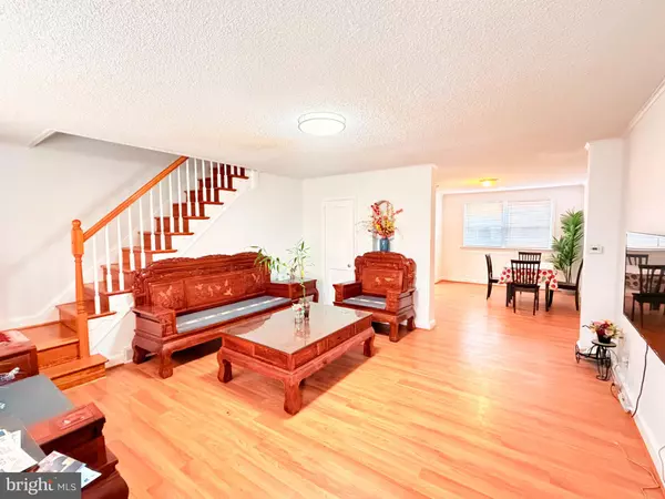 Philadelphia, PA 19111,1217 HALE ST