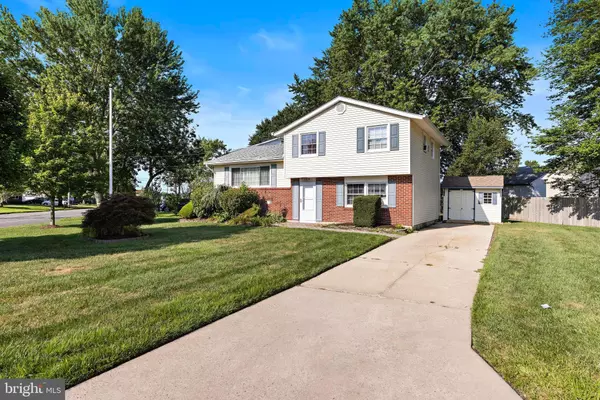 306 TWIN LAKES BLVD, Little Egg Harbor Twp, NJ 08087