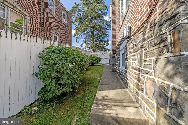 Philadelphia, PA 19111,1103 FANSHAWE ST