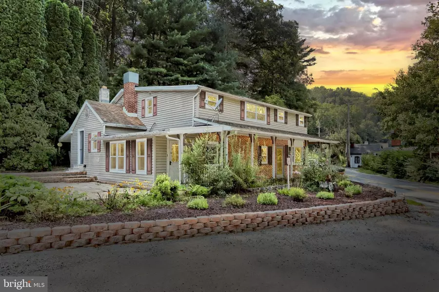 6381 GLATFELTERS STATION RD, Seven Valleys, PA 17360