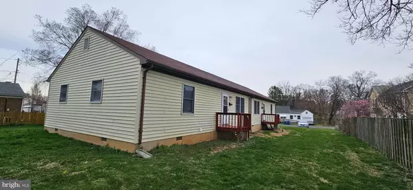 209 WALNUT ST, Berryville, VA 22611