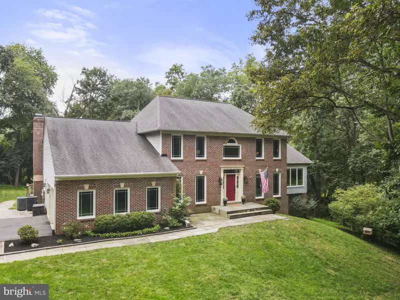 11609 WAPLES MILL RD, Oakton, VA 22124