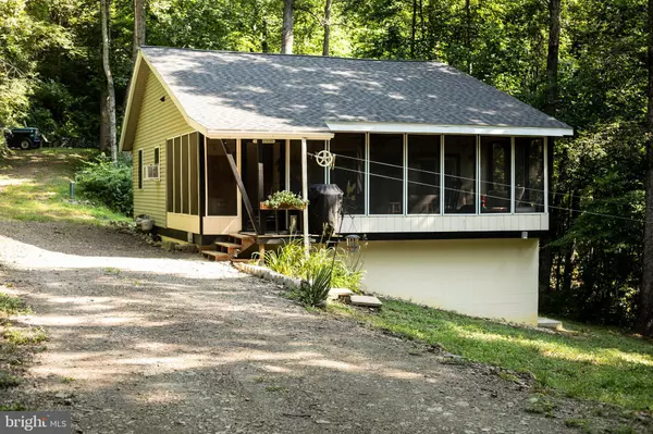 Millerstown, PA 17062,398 ACORN RD