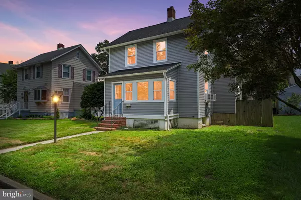 Carneys Point, NJ 08069,289 E ST