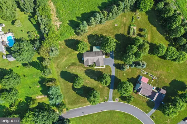 Hanover, PA 17331,1030 FOX RUN TER