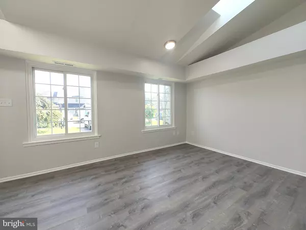 Philadelphia, PA 19116,1724 NATHANIEL DR