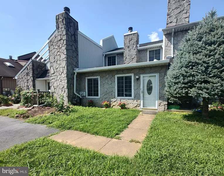 1724 NATHANIEL DR, Philadelphia, PA 19116