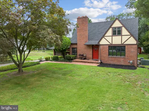 15 GRAVERS LN,  Blackwood,  NJ 08012