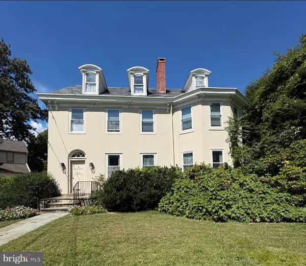 Newtown, PA 18940,113 E PENN ST