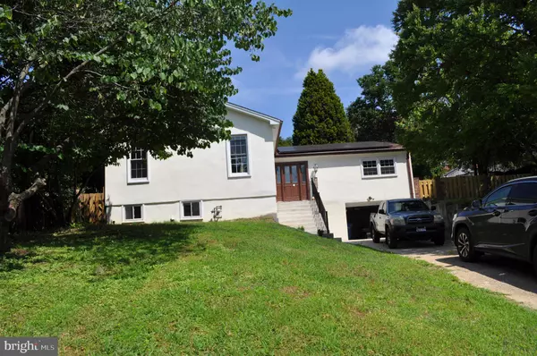 4302 LOCUST LN, Bethesda, MD 20816