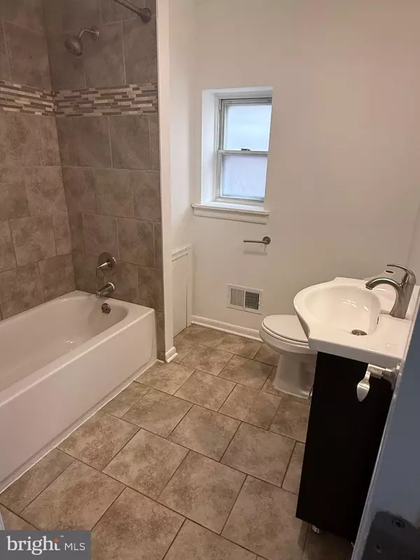 Philadelphia, PA 19123,1136 MOUNT VERNON ST