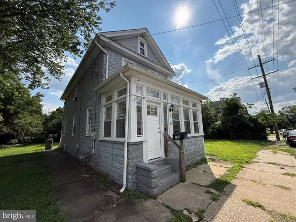 110 W MONROE ST, Paulsboro, NJ 08066