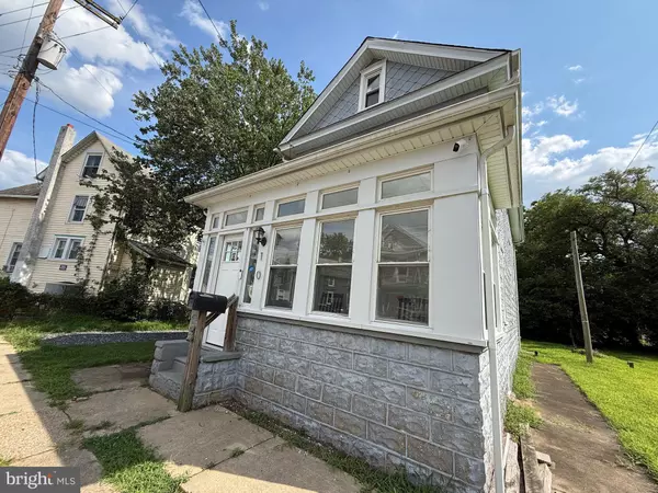 Paulsboro, NJ 08066,110 W MONROE ST