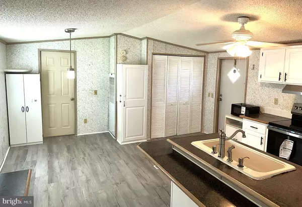 Lothian, MD 20711,473 SARAH ANNE DR