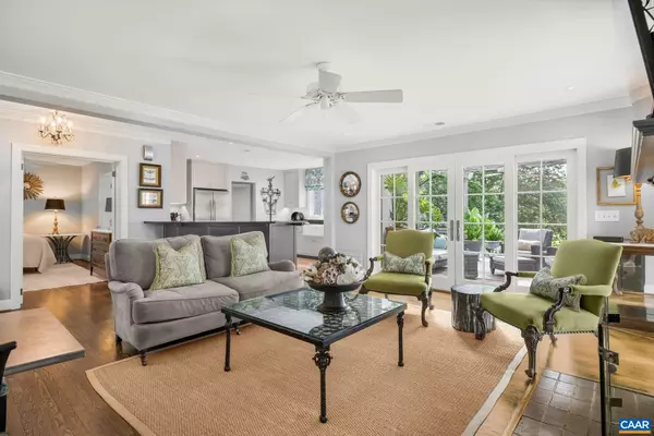 Charlottesville, VA 22901,960 LOCUST AVE