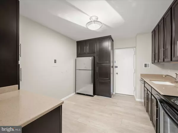 Baltimore, MD 21208,7 SLADE AVE #414