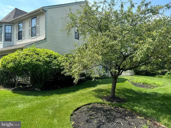 Marlton, NJ 08053,115 CROWN PRINCE DR