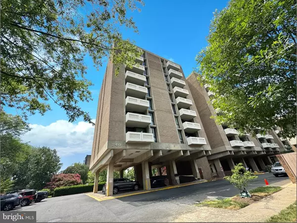 240 M ST SW #E503, Washington, DC 20024