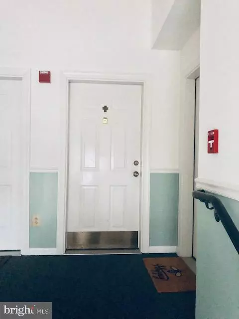 Glen Burnie, MD 21060,6503 HOME WATER WAY #302