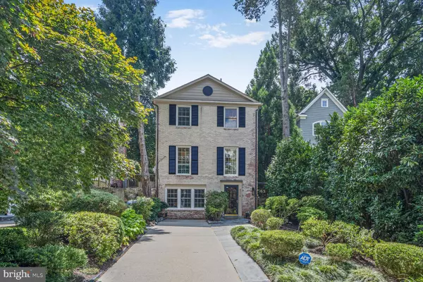 5114 KLINGLE ST NW, Washington, DC 20016