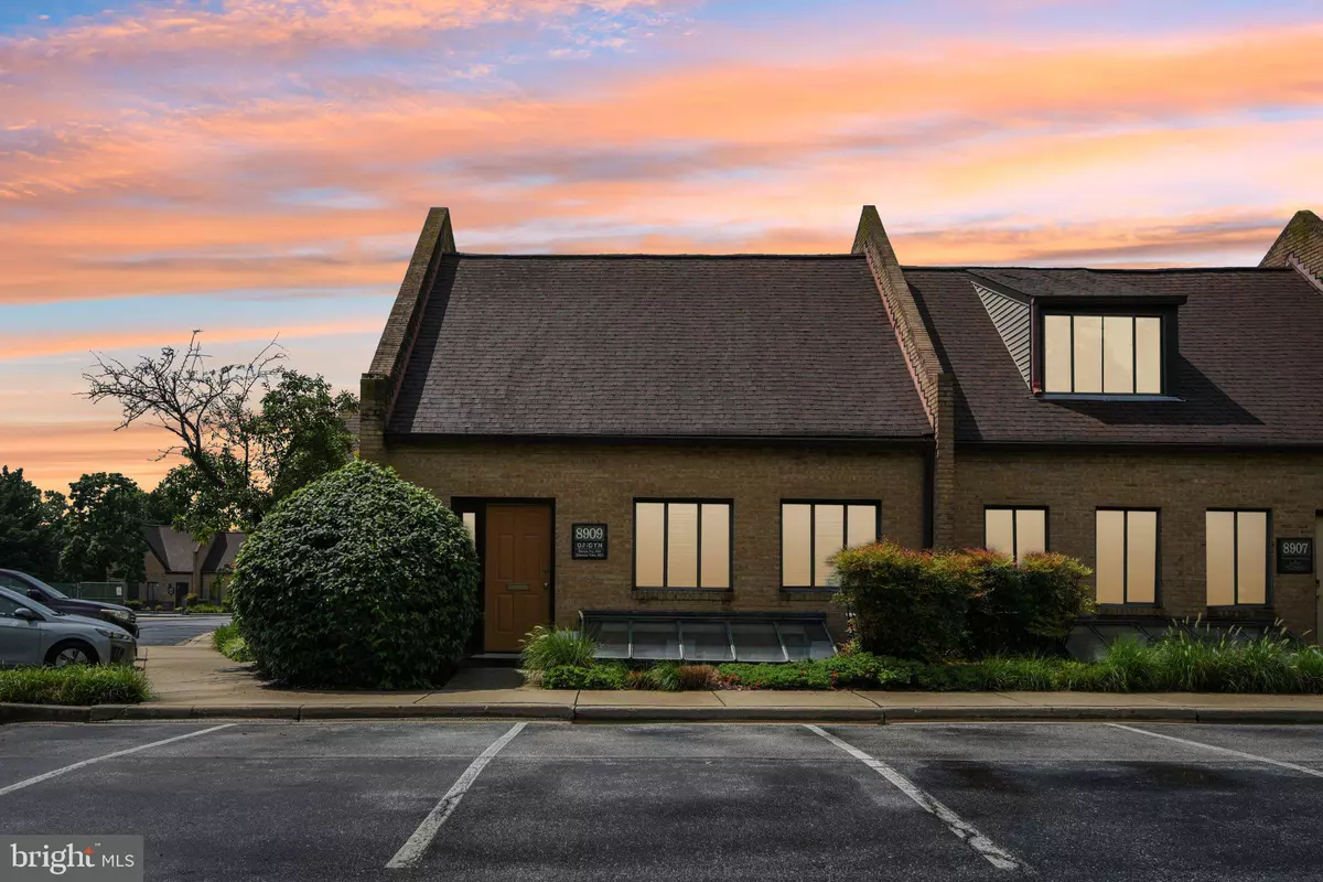Gaithersburg, MD 20877,8909-8911 SHADY GROVE CT #1A