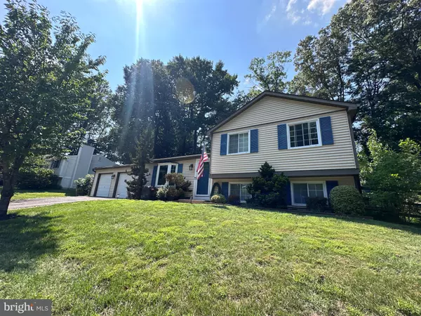 Burke, VA 22015,5918 FREDS OAK RD