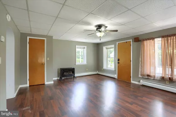 Thompsontown, PA 17094,7533 ROUTE 235