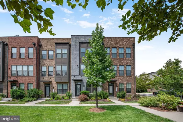 22186 MCCORMICK TER, Ashburn, VA 20148