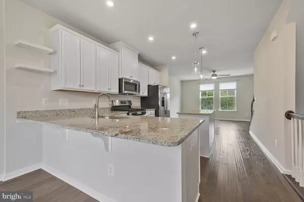 Ashburn, VA 20148,22186 MCCORMICK TER