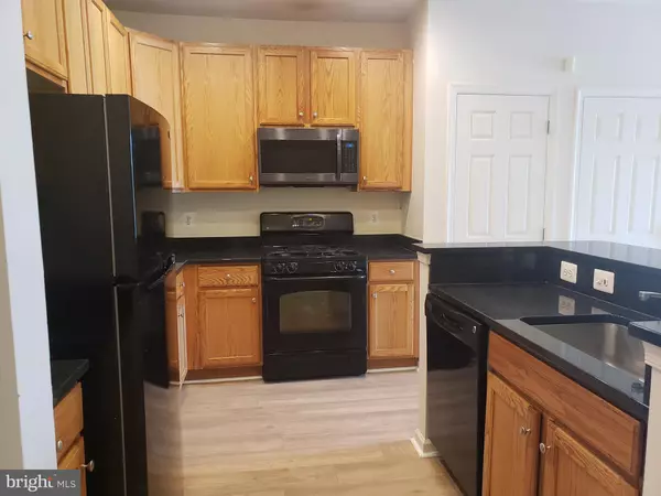 Capitol Heights, MD 20743,1301 KAREN BLVD #403