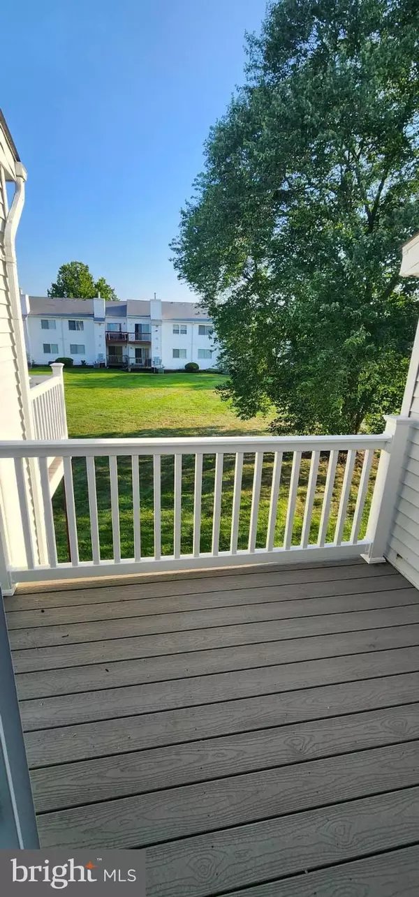 Lumberton, NJ 08048,409 DOVE CT