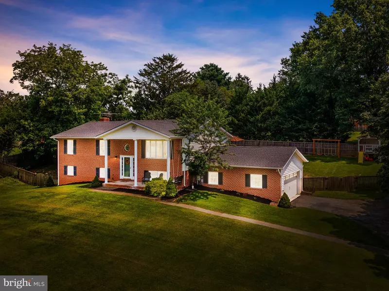 1215 CAMPUS CT, Westminster, MD 21157