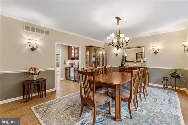 Columbus, NJ 08022,3 COUNTRY HOUSE WAY