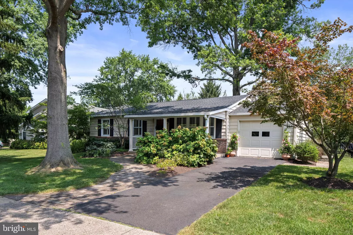 Doylestown, PA 18901,235 N FRANKLIN ST