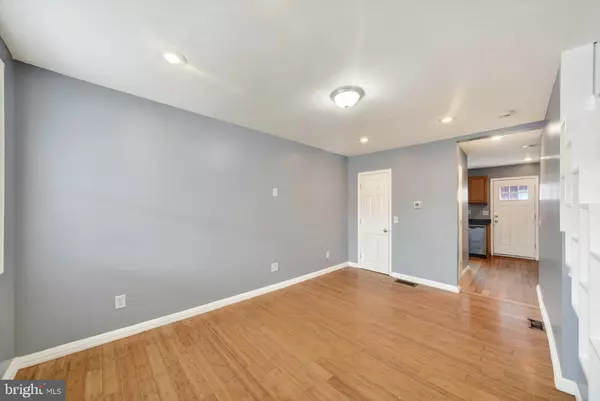 Baltimore, MD 21218,830 DUMBARTON AVE