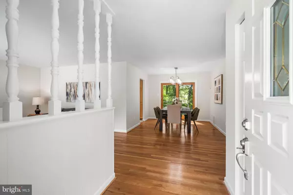 Burke, VA 22015,6204 ERMAN CT