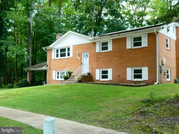 Clinton, MD 20735,11501 HERMITT ST