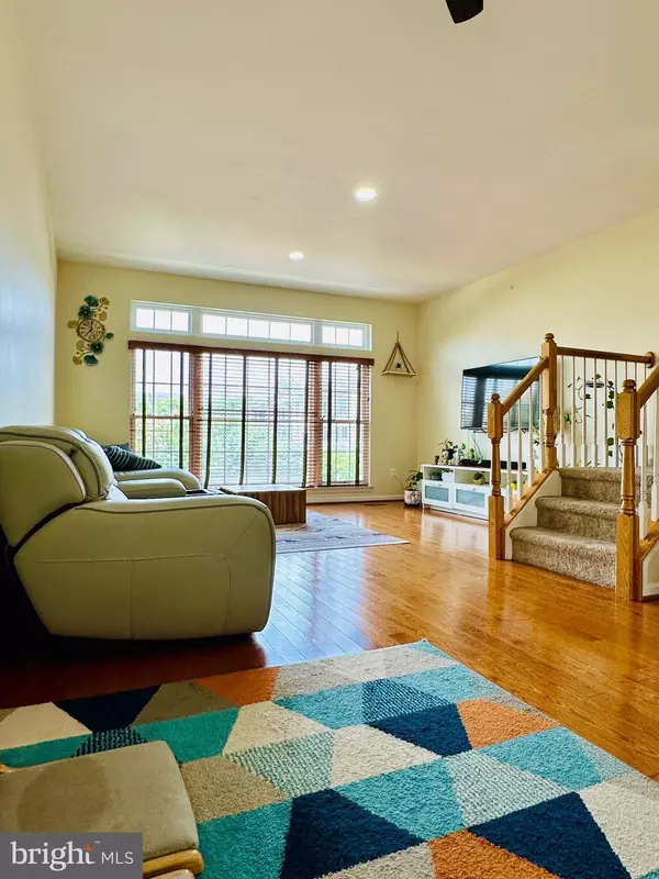 Chantilly, VA 20152,42643 HOMEFRONT TER