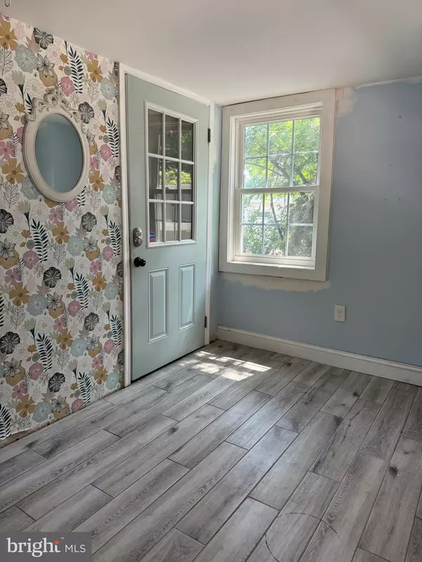 Enola, PA 17025,122 CREEKSIDE DR