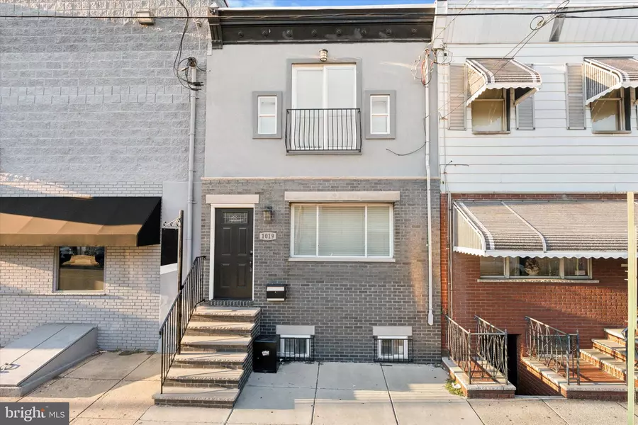 1019 SNYDER AVE, Philadelphia, PA 19148