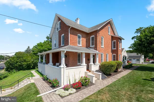 Royersford, PA 19468,320 S 5TH AVE
