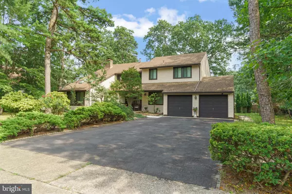 6 HARTLEY LN, Voorhees, NJ 08043